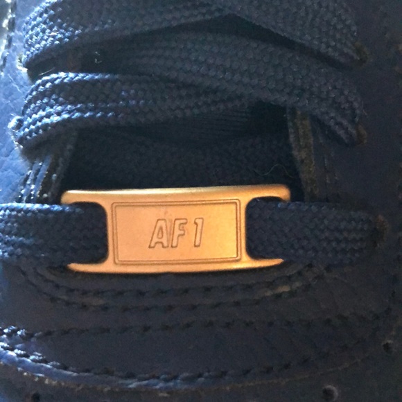 Nike Air Force 1 With Velcro Strap - Picture 7 of 8